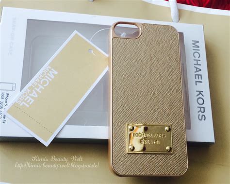 iphone 5 deksel michael kors|Michael Kors iPhone 5/5s case in Brown and Gold Leather.